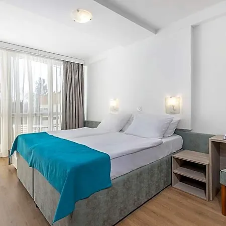 Paviljoni Slaven Hotel 3*