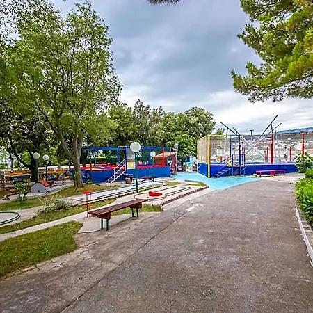 Paviljoni Slaven